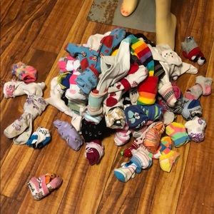 Lot of 70 pairs of socks